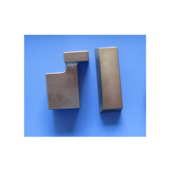 Tractament de precisió de materials densos basats en tungstè